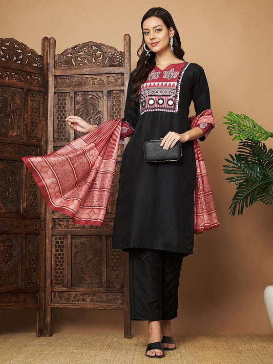 Women Printed Straight Kurta pant & Dupatta Set a51190